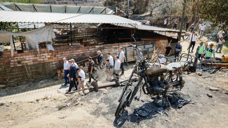 İzmir Büyükşehir'den Önemli Adım: Yangın Mağdurları Su Faturası Ödemeyecek