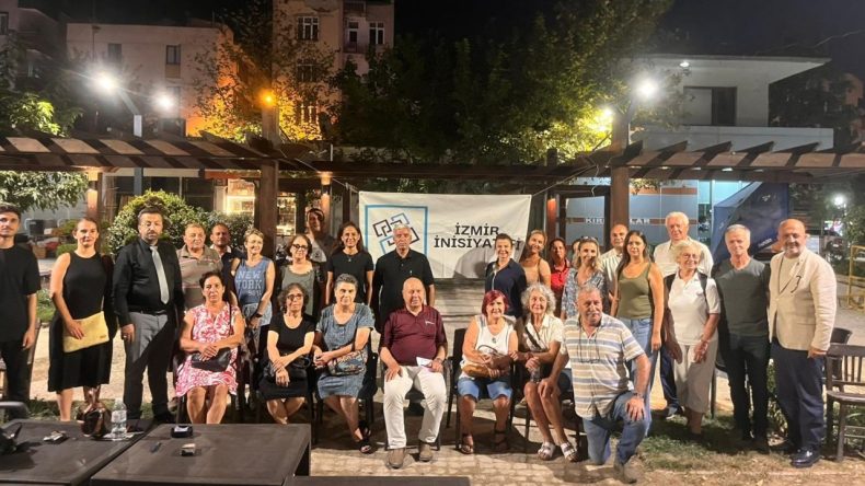İzmir İnisiyatifi Selçuk’ta Kentin Sorunlarını İnceledi: Çalışmalar 30 İlçede Sürüyor