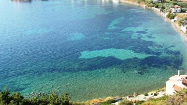 İzmir'in Keşfedilmeyi Bekleyen Cenneti: İ&ccedil;me Kıyısı