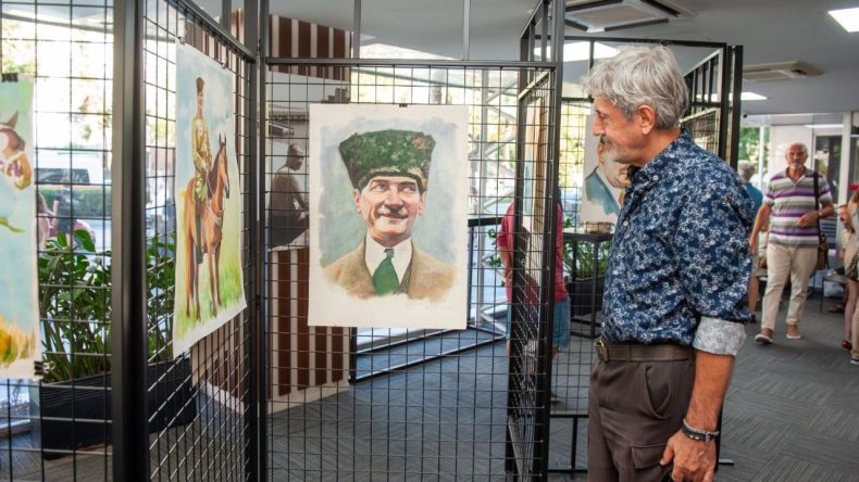 İzmir'de Atatürk Sanatla Anılıyor: Kaçırılmayacak Sergi 5 Eylül’e Kadar Ziyaret Açık