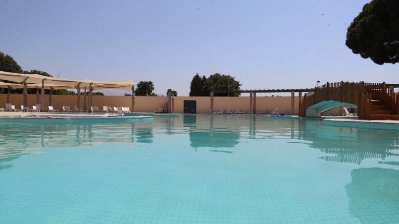 İzmir'de havuza gitmek isteyenlere müjde: 5 yıl sonra yeniden kullanıma açıldı!
