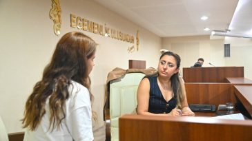 İzmir'de İşsizlikle M&uuml;cadele: Hem İş Arayanlara Hem de İşverenlere Umut Veriyor