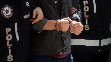 İzmir'de Kenevir Operasyonu: Bir G&ouml;zaltı