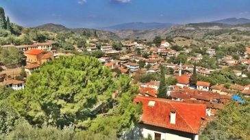 İzmir'de Koruma Alanı Genişliyor: Bir İl&ccedil;ede Daha Sit Kararı