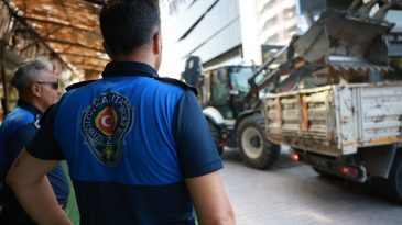 İzmir'de Kurallara Uymayanlara Ceza Uygulanacak!
