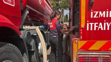 İzmir'deki Orman Yangınına Hava ve Karadan M&uuml;dahale Devam Ediyor