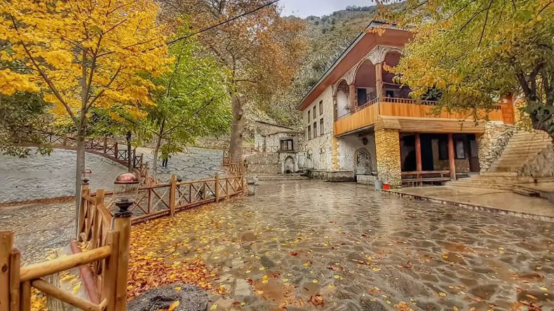 İzmir'e Yakın Bir Hazine: Osmanlı Tarzı Evleriyle Darkale Köyü