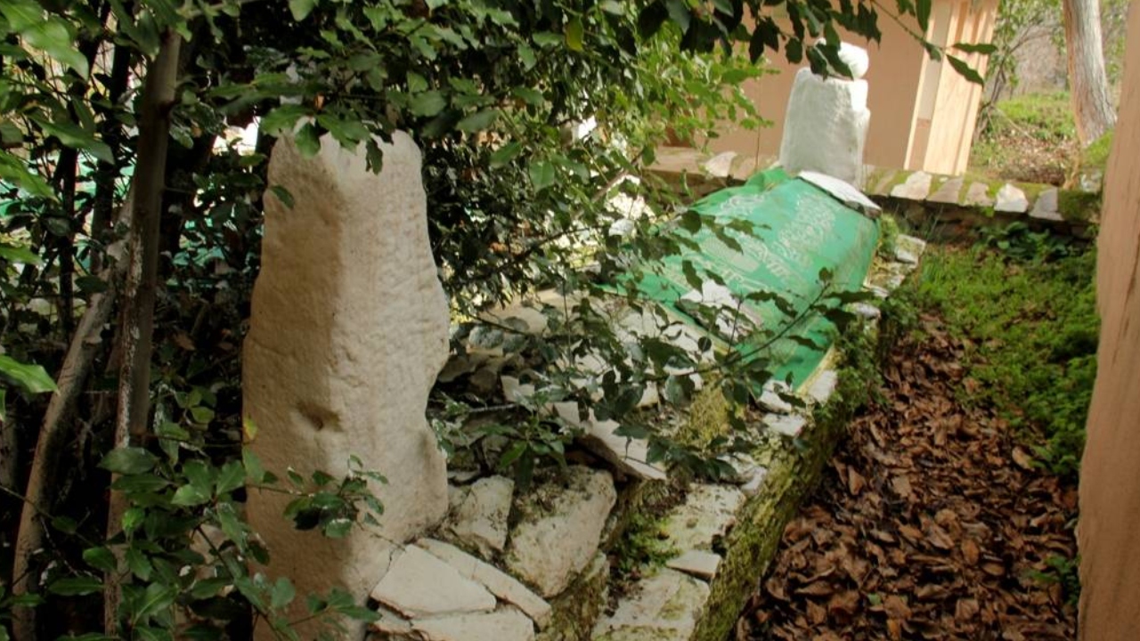 Evliyabaşı Türbesi Görseli