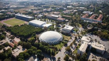 İzmir&rsquo;in k&ouml;kl&uuml; &uuml;niversitesinden k&uuml;resel başarı: 9 alanda d&uuml;nyanın en iyileri arasında