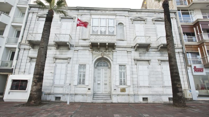 İzmir&rsquo;in Tarihle Buluşma Yeri: Cumhuriyet&rsquo;in İzleriyle Dolu Bir Durak