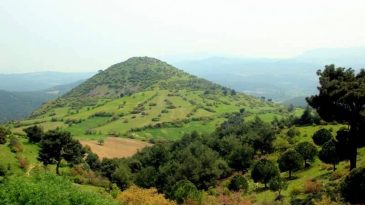 İzmir&rsquo;de Kale Tepe b&ouml;lgesi i&ccedil;in koruma kararı!