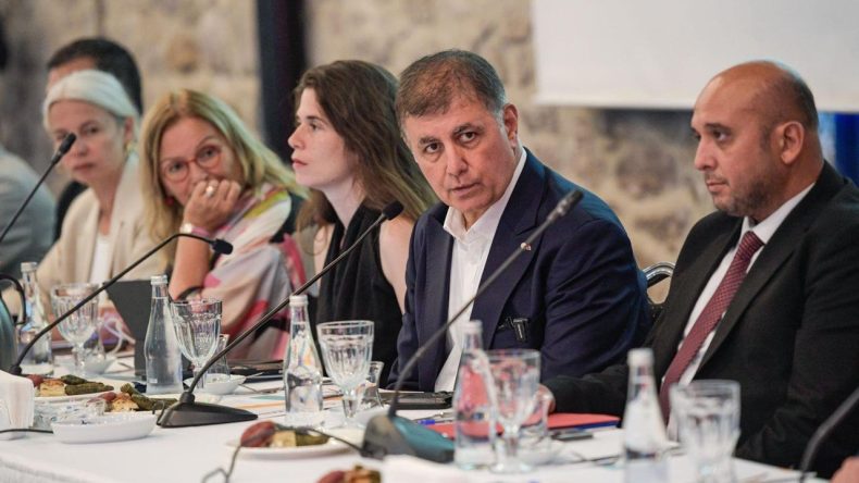 İzmir’de Turizm Hamlesi: Kültür, Sağlık ve Tanıtım El Ele
