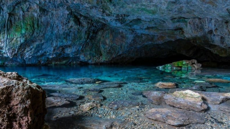 İzmir’e komşu bu doğa harikasına hayran kalacaksınız: Mitoloji bu sularda hayat buluyor, üstelik ücretsiz