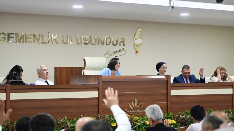 Karabağlar Belediyesi’nden Eğitime Tam Destek: Yurt Ücretleri Belirlendi!
