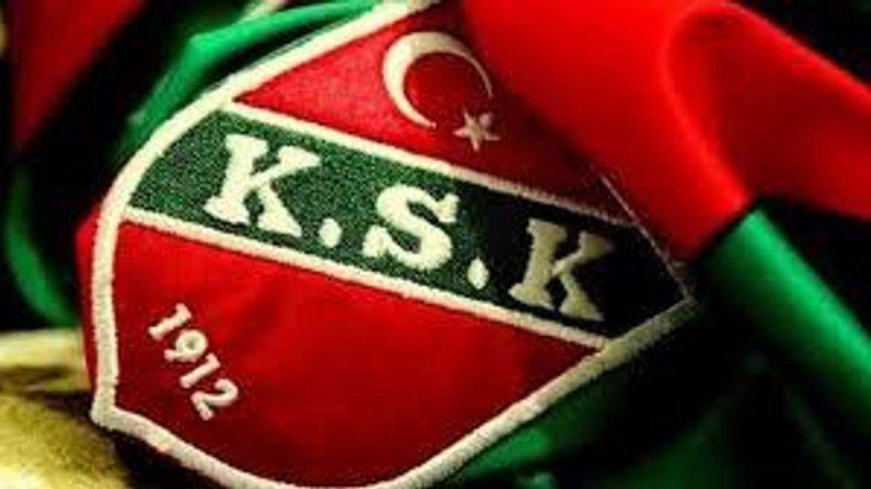 Karşıyaka Geleneklerine Dönüyor: On Binlerce Taraftar Bu Törene Akın Edecek!