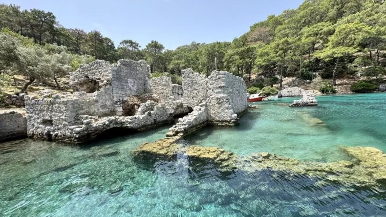 Kleopatra'nın Güzellik Sırrı: İzmir'e Sadece 4 Saat Uzaklıkta!