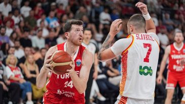 Milliler Karadağ'ı Geçti: 96-85