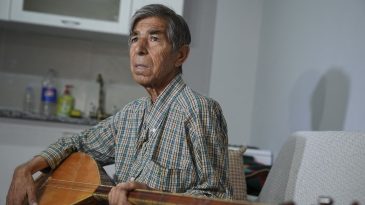 Neşet Ertaş&rsquo;ın Kardeşi İzmir'de Evsiz Kaldı: Hemşehrileri Yardım Eli Uzattı!