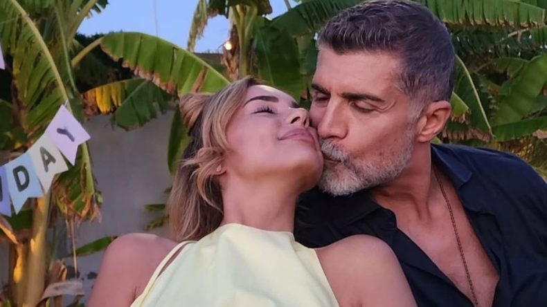 Özcan Deniz'in Eşine Romantik Doğum Günü Sürprizi