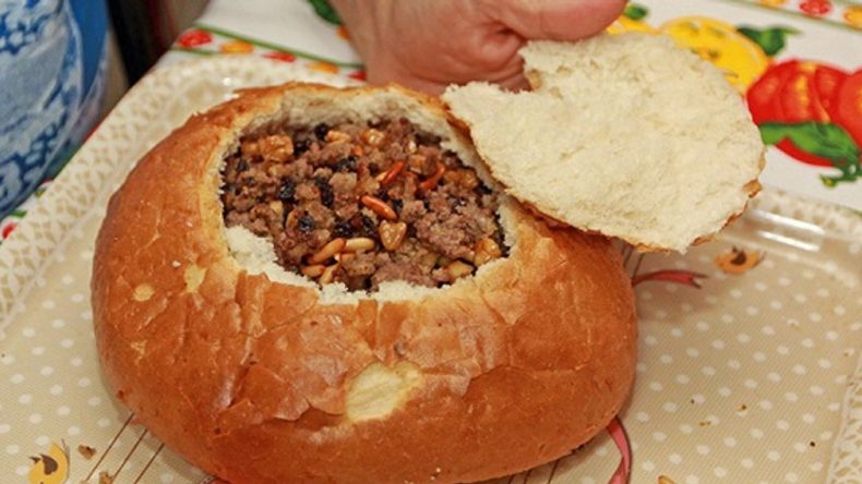 Seferihisar'a Özgü Lezzet: İzmir Ekmek Dolması Tarifi