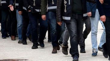 Sosyal Medyada Ter&ouml;r Propagandası Yapanlar Yakalandı: İzmir'de G&ouml;zaltılar