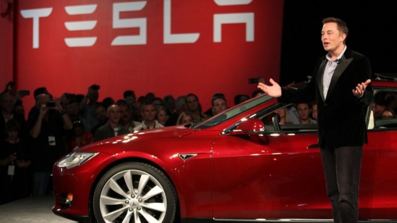 Tesla'ya 243 milyon dolarlık ceza! Otopilot ilk kez mahkemede suçlu bulundu