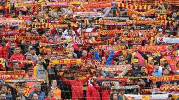 TFF'den Göztepe'ye Cezalar Yağdı!