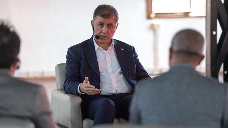 Tugay'dan Şehrin Gündemine Yönelik Açıklamalar: İş İzmir’e Gelince Durulacaksa Bu Haksızlık