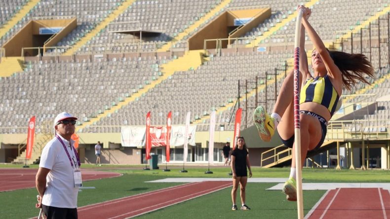 Türkiye’nin En İyi Atletleri İzmir’de Yarışıyor: Şampiyona 24 Ağustos’a Kadar Sürecek