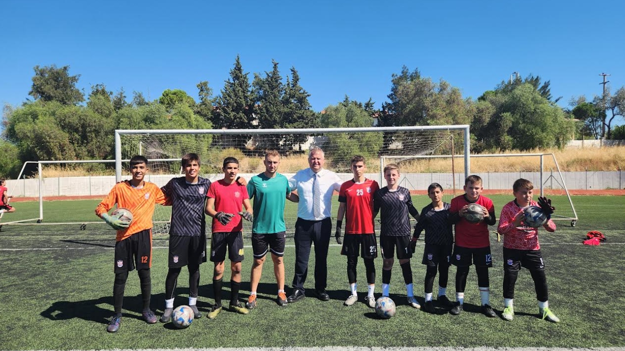 Spor eğitimi alan çocuklar