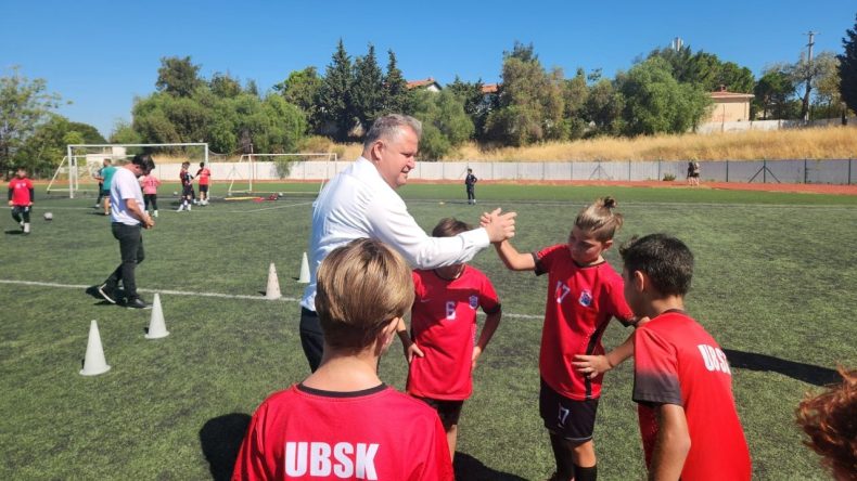 Urla’da 600’den Fazla Çocuk Ücretsiz Spor Eğitimi Alıyor