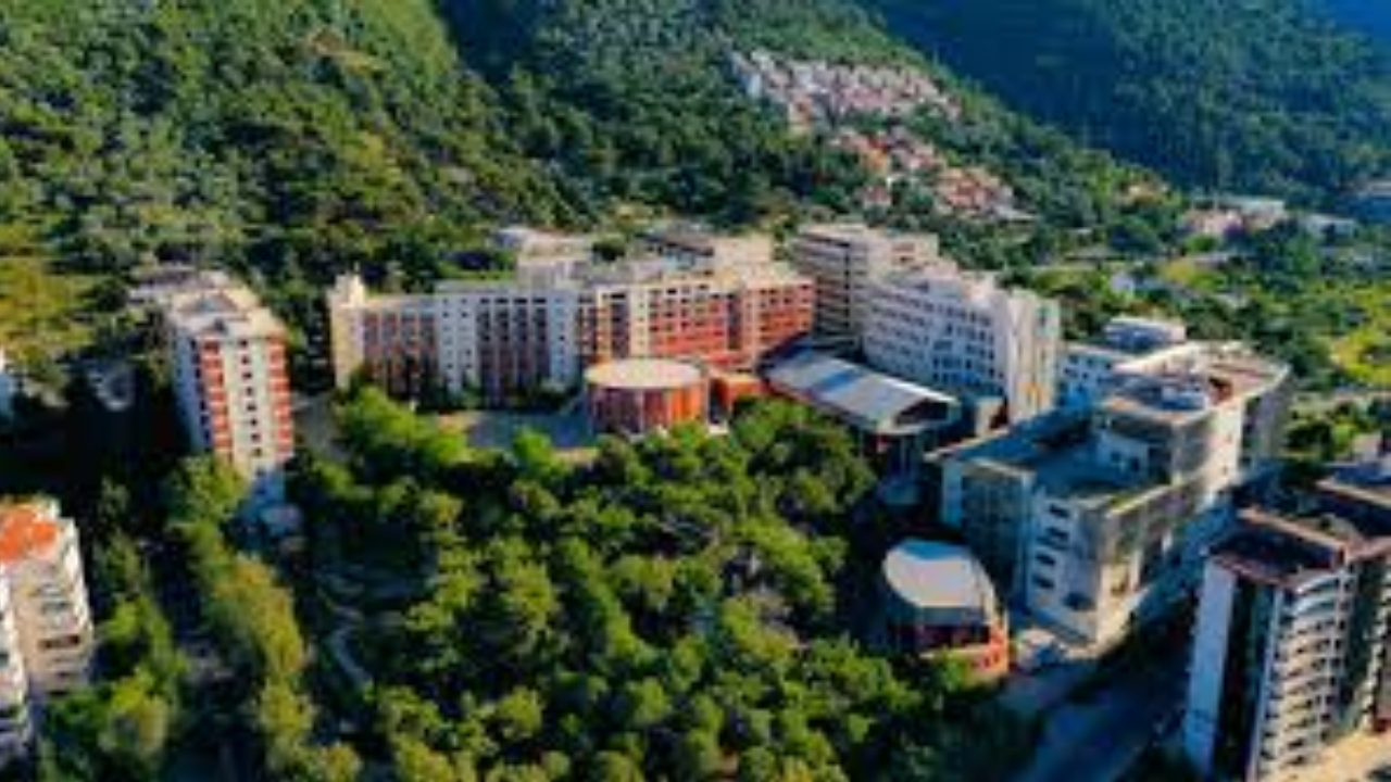 İzmir Ekonomi Üniversitesi İç Mekan