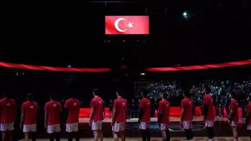 12 Dev Adam Sahnede: Türkiye 85-79 İsveç