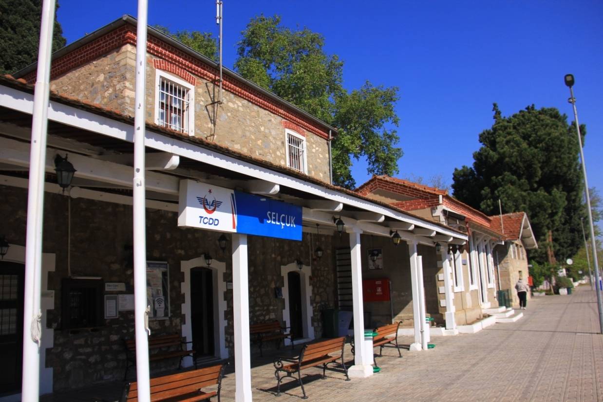 Selçuk Tren İstasyonu