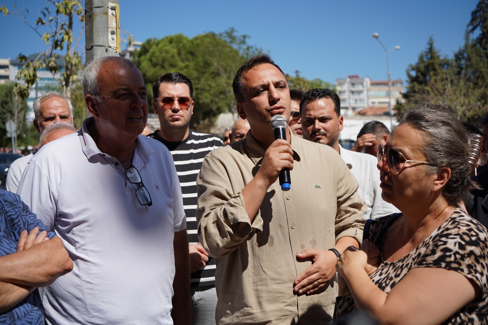 CHP Bornova Dimdik Ayaktayız