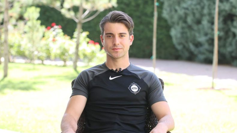 Altay'da Forma Yarışı Devam Ediyor: O İsim Şans Bulamadı