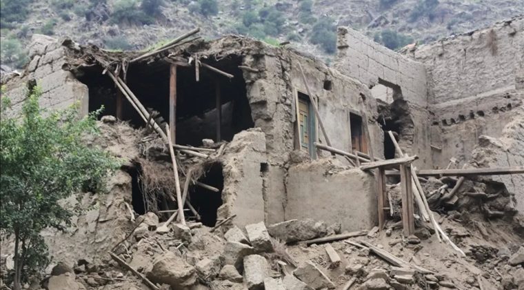 Depremde Acı Tablolar: Can Kaybı 1400'ü Aştı