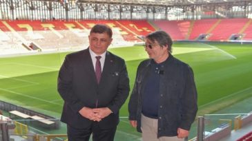 Göztepe'den Tarihi Birleşme: İki Branş Tek Çatı Altında