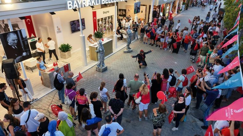 İEF’de Bayraklı’ya Yüksek İlgi