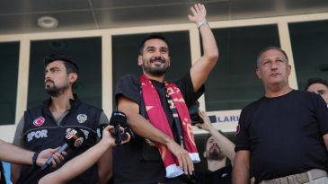 İlkay Gündoğan, Galatasaray'a Katıldı!