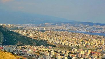 İzmir &Ccedil;iğli'de Mahkemeden Satılık Arsa