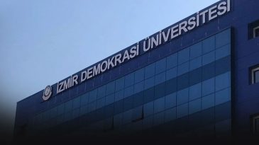 İzmir Demokrasi &Uuml;niversitesi Nerede? İzmir Demokrasi &Uuml;niversitesi'ne Nasıl Gidilir?