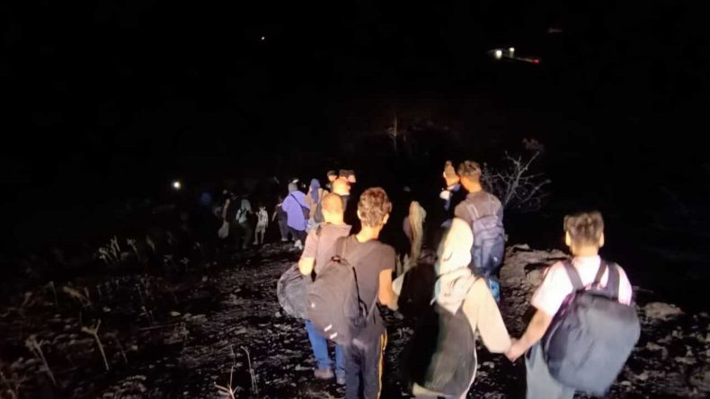 İzmir Kıyılarında Göçmen Alarmı: Sahil Güvenlik 120 Kişiyi Kurtardı