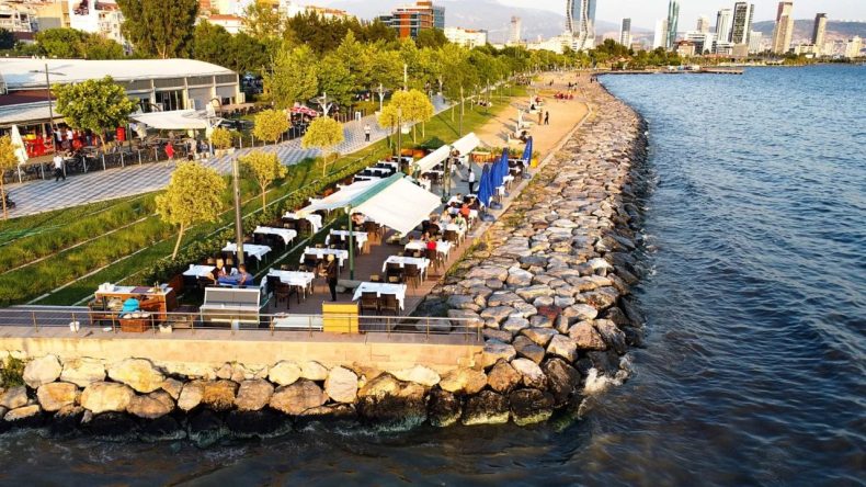 İzmir'de belediyeden müjde: Onlara yüzde 50 indirimli olacak