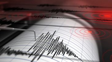 İzmir'de Deprem Alarmları &Ccedil;aldı
