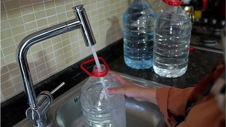 İzmir'de Gece Su Kesintisi Bug&uuml;n Son Kez Uygulanıyor: Mahalle Sakinleri Dikkat!
