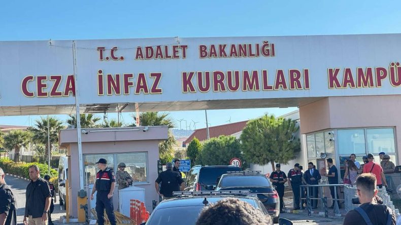 İzmir'de Kooperatif Davası: Özel Duruşmayı Takip Ediyor