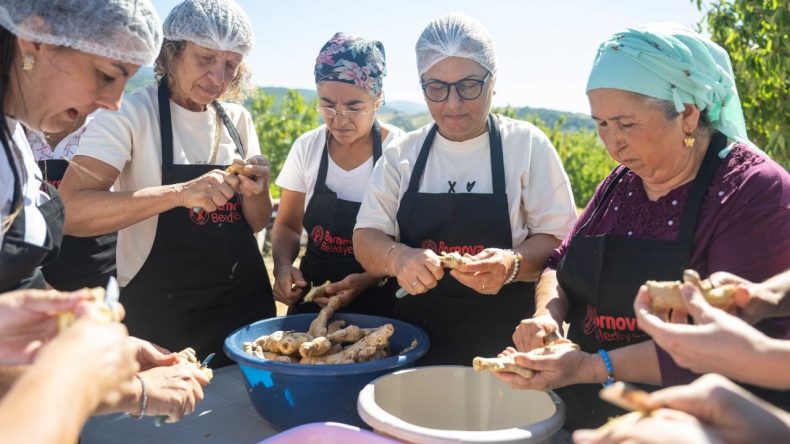 İzmir'de Reçel Festivali Hazırlıkları Başladı: İlk Kez Köylerde Kazanlar Kaynıyor