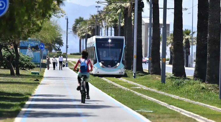 İzmir'de Tramvay Kullanıcılarına Duyuru: Seferler 5 Saat Süresince Durdurulacak