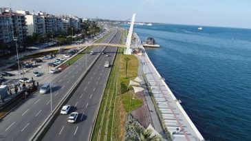 İzmir'de Ulaşıma Maraton D&uuml;zenlemesi: Pazar G&uuml;n&uuml; Bu Yol Trafiğe Kapalı Olacak